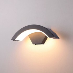 Crescent Wall Light Modern Minimalist LED Aluminum Lamp Garden Waterproof